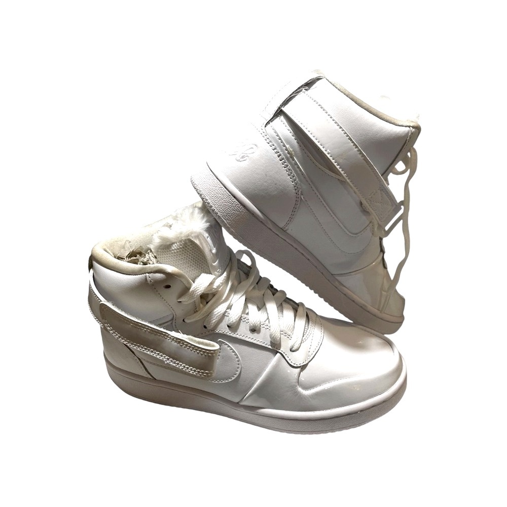 NIKE WHITE ON WHITE SIZE 7 EBERNON MID PREM WITH FAUX FUR TONGUE SNEAKERS